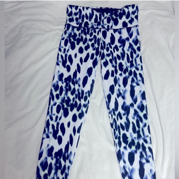 ✨Strut This Cheetah Print Cool Color Workout Pants Sz OSFM - Picture 1 of 6